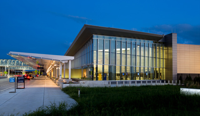 Tráfico Aéreo En Wichita: Un Feriado De Acción De Gracias Sin Estrés - Noticias Notivalle Tráfico Aéreo En Wichita: Un Feriado De Acción De Gracias Sin Estrés - Noticias Notivalle