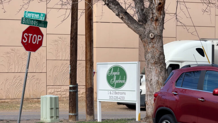 Tragedia en Nochebuena: tiroteo deja dos fallecidos en complejo de apartamentos