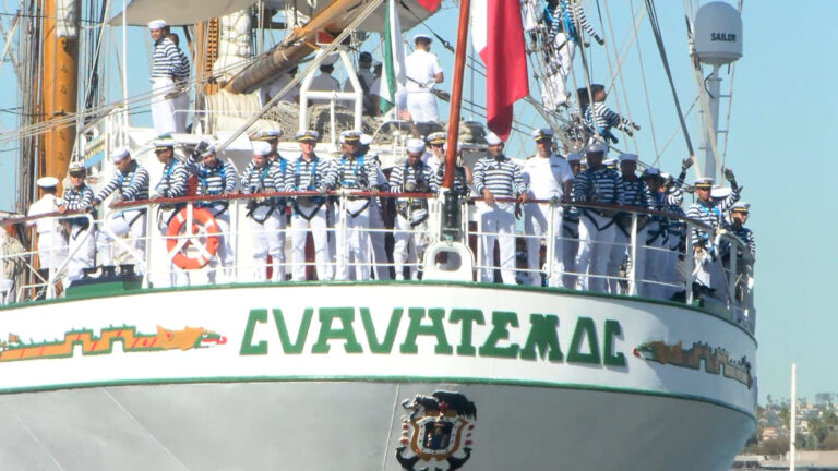 Buque Escuela Cuauhtémoc zarpa de San Diego rumbo a Acapulco tras recibir a 47,540 visitantes